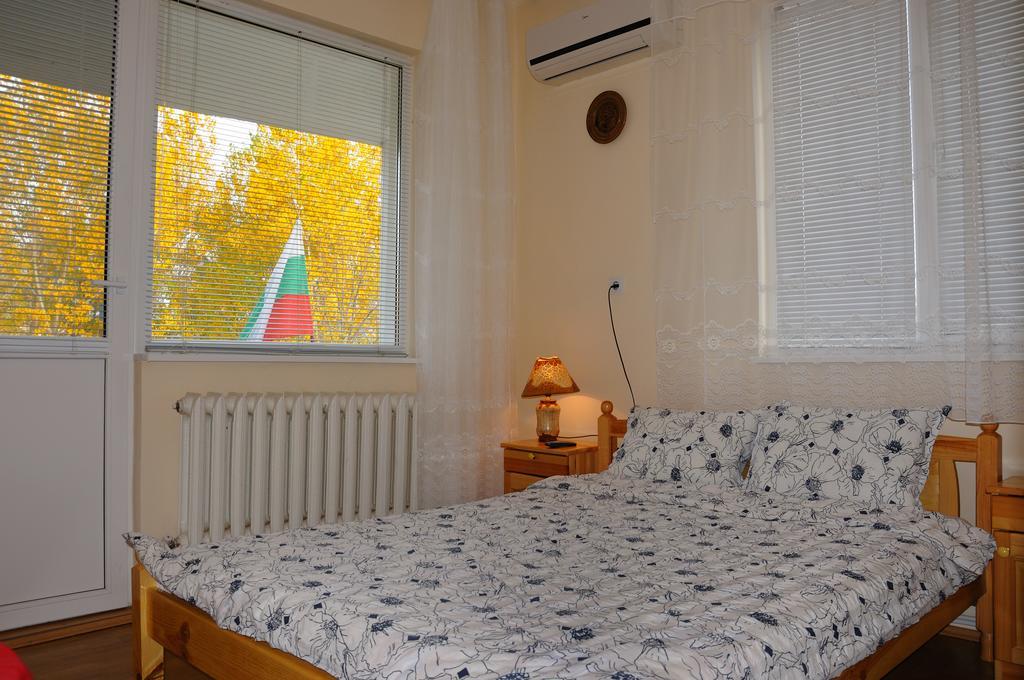 Sakutski House Hisarya Chambre photo